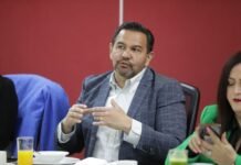 Se reúne Presidente Municipal con diputados federales para presentar iniciativa en beneficio de esta frontera