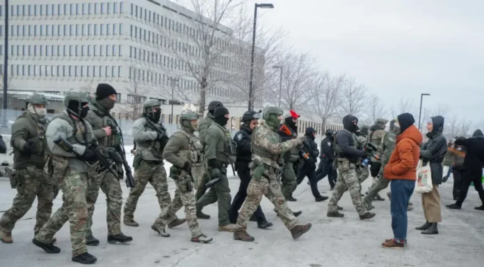 Grupos latinos piden al Congreso prohibir uso de militares en redadas migratorias en EU %Noticias Juarez%
